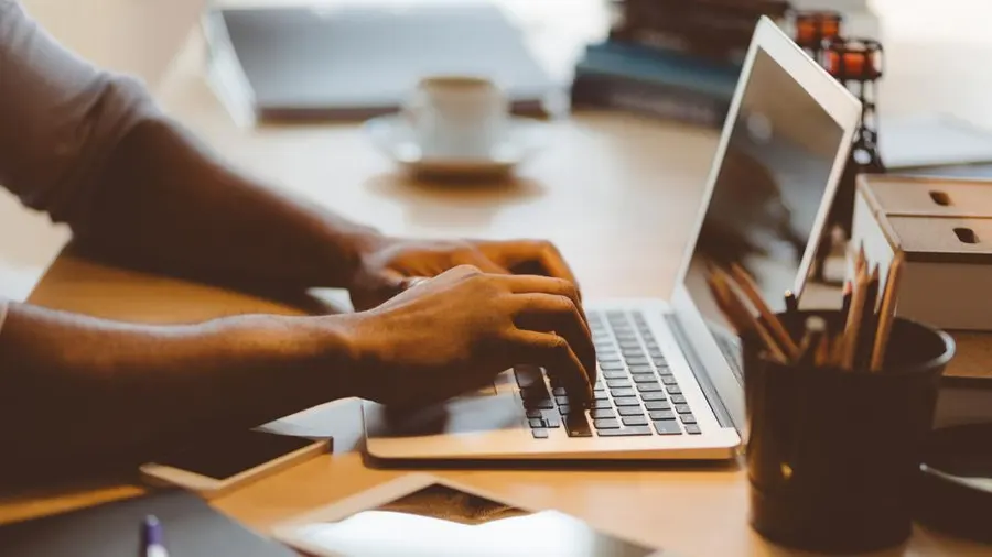 how to start a blog article image